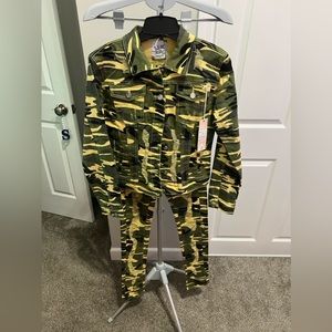 Blue Topic Yellow & Green Camo Denim Jacket & Matching Pants Size Small-…